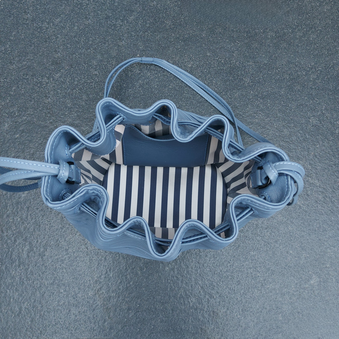 Borsa in pelle azzurra